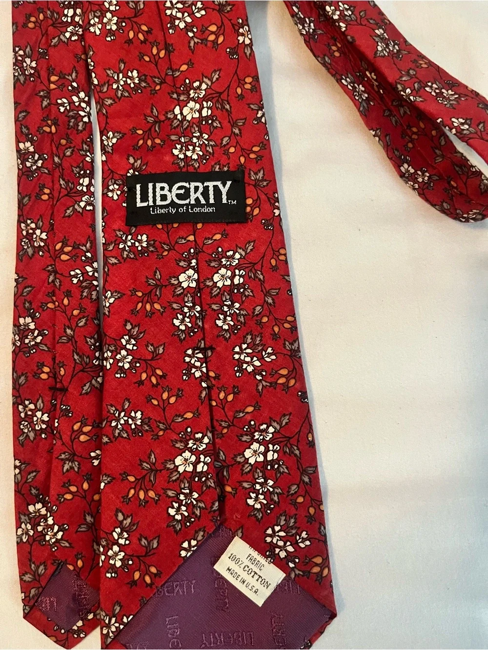 Liberty of London Men's Red Floral Tie - Classic Pattern